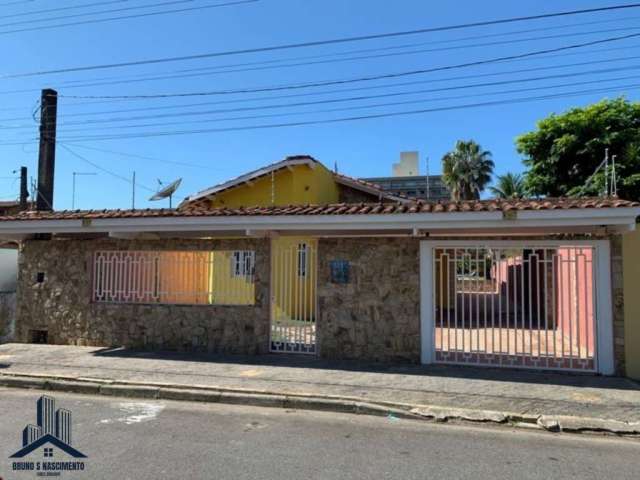 Casa à venda no bairro Jardim Brasil - Caraguatatuba/SP