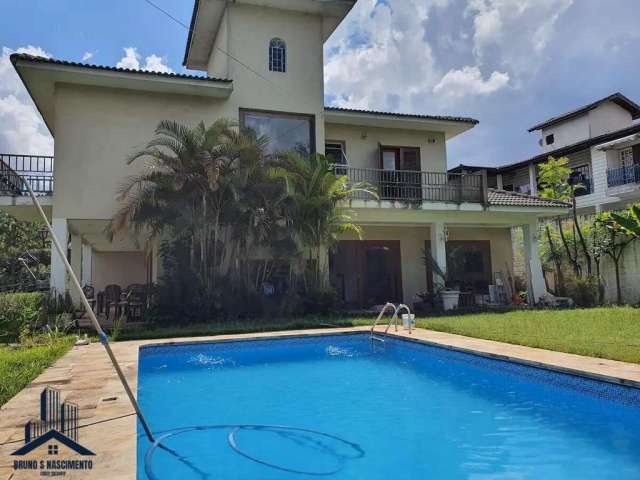 Casa Alto Padrão para locação em Cotia/SP no Jardim Passargada I, no condomínio Jardim Passargada C