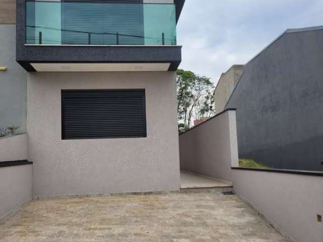 Casa à venda em Cotia/SP no Sítio Boa Vista no Condomínio Terra Nobre, 109 m²