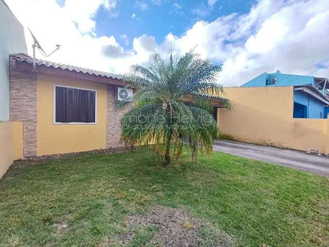 Casa para Venda em Guaíba, Santa Rita, 3 dormitórios, 1 banheiro, 2 vagas