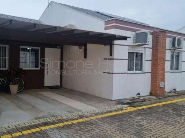 Casa em Condomínio para Venda em Guaíba, Jardim dos Lagos, 2 dormitórios, 1 banheiro, 1 vaga