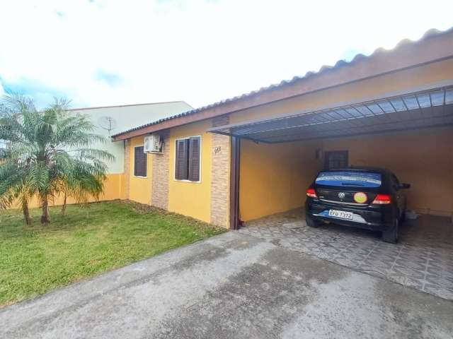 Casa com 3 quartos à venda na Hélio Ifran Pires, 212, Jardim Santa Rita, Guaíba por R$ 350.000