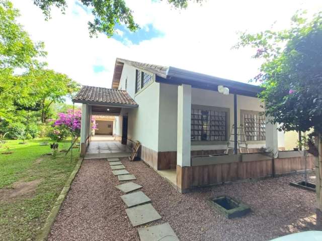 Casa com 3 quartos à venda na Quinze de Novembro, 214, Flórida, Guaíba por R$ 890.000