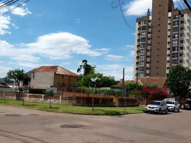 Terreno à venda na Rua Avelino Ávila de Oliveira, 130, Centro, Guaíba por R$ 375.000