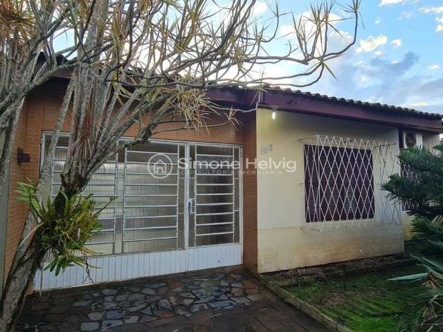 Casa com 3 quartos à venda na Adão Fraga, 133, Engenho, Guaíba por R$ 430.000