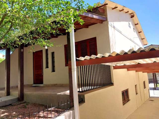 Casa com 3 quartos à venda na Avenida Alegria, 85, Alegria, Guaíba por R$ 549.000