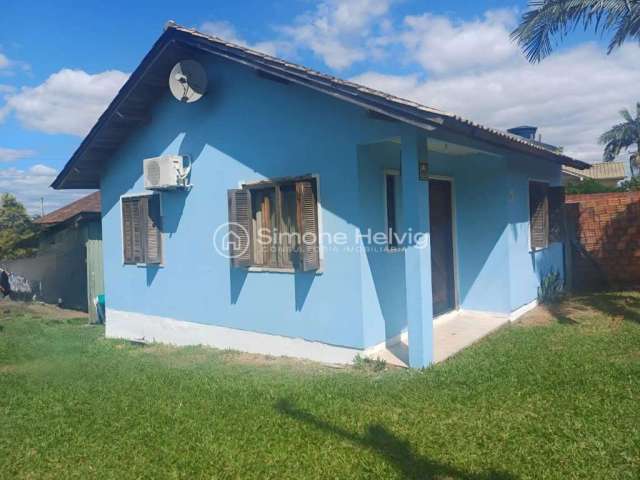 Casa com 2 quartos à venda na Rua Noel Guarany, 940, Jardim dos Lagos, Guaíba por R$ 330.000