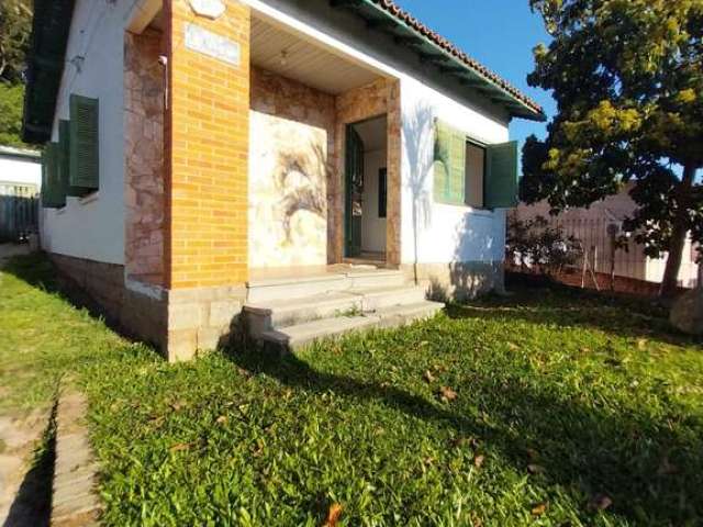 Casa com 2 quartos à venda na Rua Padre José Eichelberg, 142, Centro, Guaíba por R$ 325.000