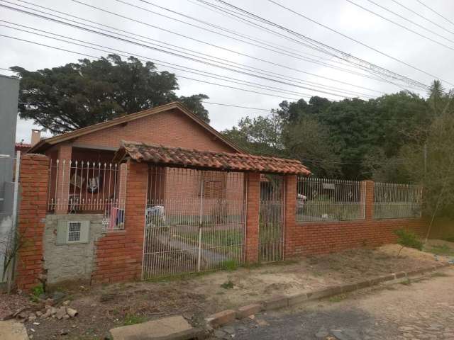 Casa com 2 quartos à venda na Raul Pilla, 841, Flórida, Guaíba por R$ 750.000