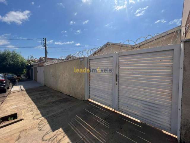 Casa para Venda em Ribeirão Preto, Jardim independência, 3 dormitórios, 1 banheiro, 4 vagas