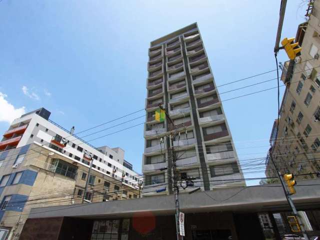 Apartamento co 01 dormitório,em frente a Redenção com toda a infraestrutura