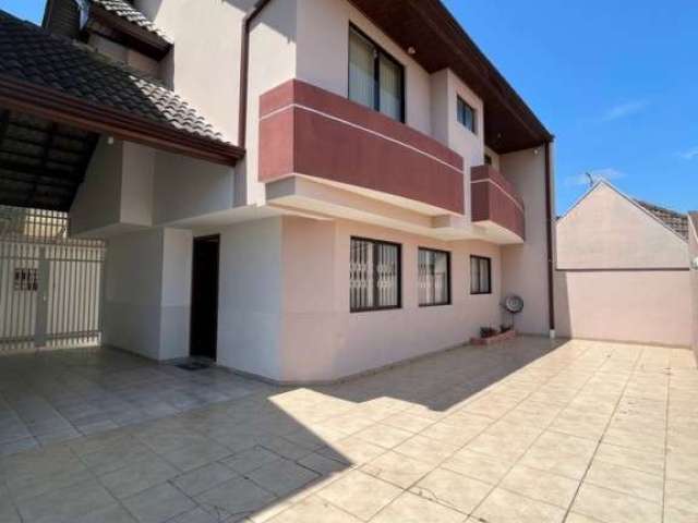 Sobrado com 3 quartos  à venda, 131.88 m2 por R$650000.00  - Uberaba - Curitiba/PR