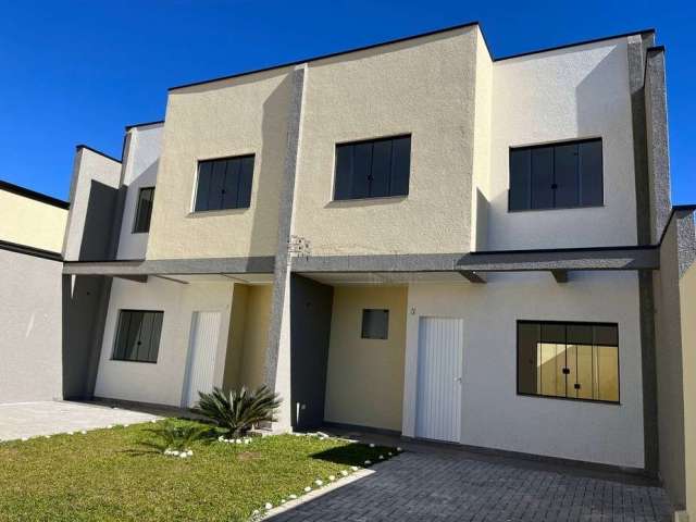 Sobrado com 3 quartos  à venda, 93.89 m2 por R$530000.00  - Uberaba - Curitiba/PR