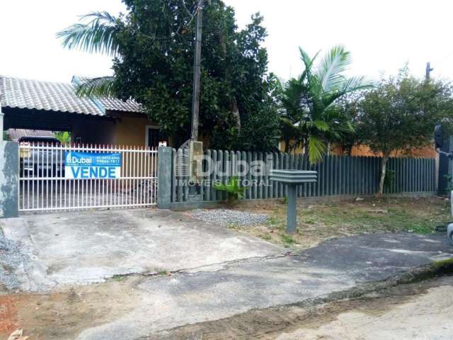 Casa para Venda em Guaratuba, Brejatuba, 3 dormitórios, 1 suíte, 1 banheiro, 3 vagas