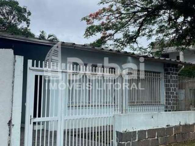 Casa para Temporada em Guaratuba, Centro, 3 dormitórios, 2 banheiros, 2 vagas