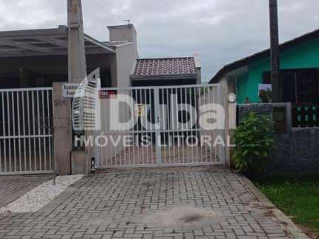 Casa para Venda em Guaratuba, Nereidas, 2 dormitórios, 1 suíte, 1 banheiro, 1 vaga