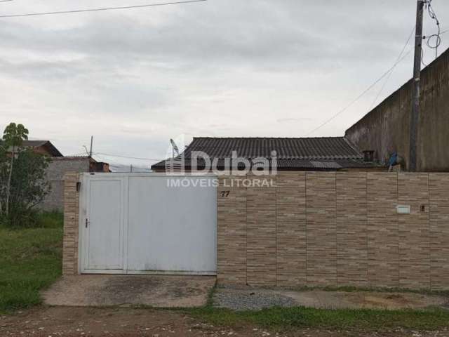 Casa para Venda em Guaratuba, Piçarras, 2 dormitórios, 2 banheiros, 2 vagas