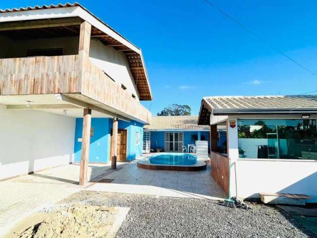 Casa para Venda em Guaratuba, Eliana, 5 dormitórios, 1 suíte, 3 banheiros, 4 vagas