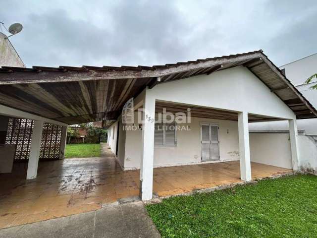 Casa para Venda em Guaratuba, Brejatuba, 4 dormitórios, 1 suíte, 1 banheiro, 3 vagas