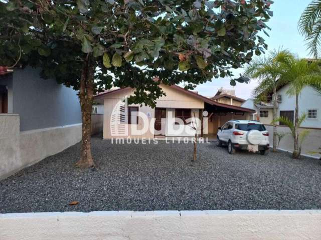 Casa para Venda em Itapoá, Cambiju, 2 dormitórios, 2 banheiros, 1 vaga