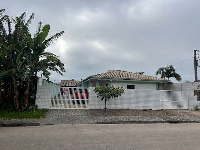 Ótimo negocio na praia de Guaratuba