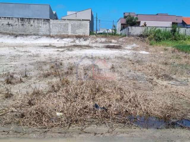 Terreno pronto para construir a 900 metros do mar - Itapema do Norte