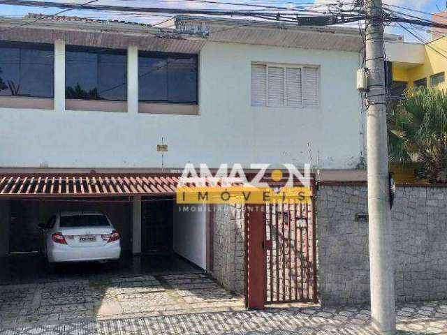 Sobrado com 4 dormitórios à venda, 290 m² por R$ 636.000,00 - Vila São José - Taubaté/SP