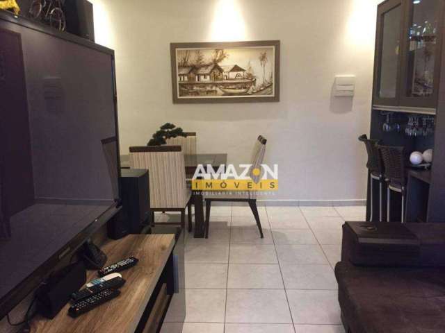 Apartamento com 2 dormitórios à venda, 58 m² por R$ 220.000,00 - Jardim Gurilândia - Taubaté/SP