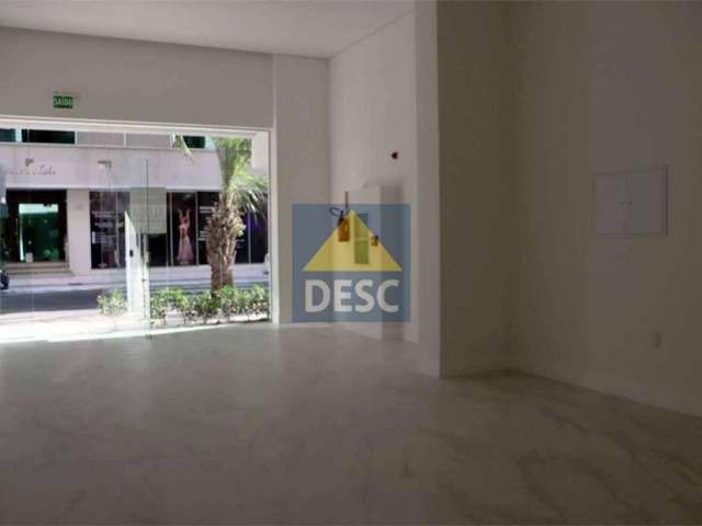 Sala Comercial à venda no Edificio Golden Bay em Balneário Camboriú