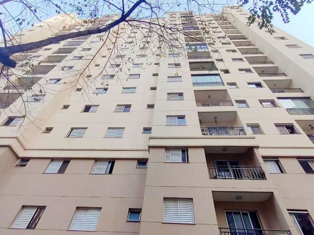 Apartamento com 2 Quartos e 1 Vaga à Venda, 49 m² por R$ 325.000