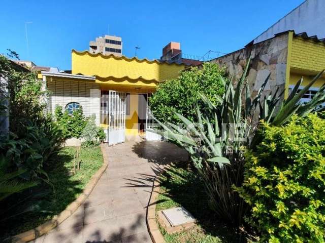 Casa com 3 quartos à venda na Rua Líbero Badaró, 248, Passo da Areia, Porto Alegre por R$ 1.050.000