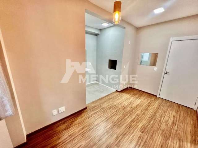 Apartamento com 2 quartos para alugar na Alameda Três de Outubro, 25, Ecoville, Porto Alegre por R$ 1.300