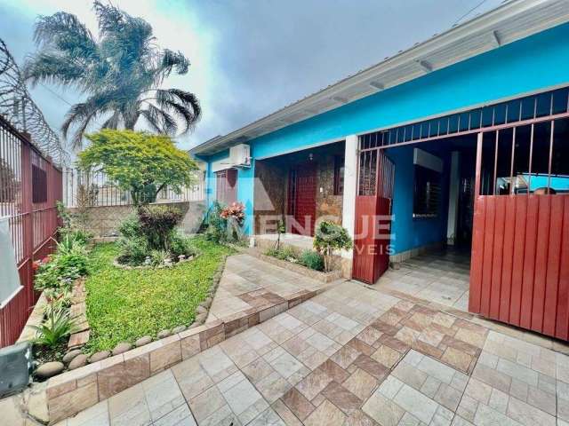 Casa com 5 quartos à venda na Alameda Três de Outubro, 432, Ecoville, Porto Alegre por R$ 800.000