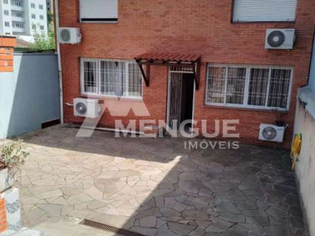 Casa com 4 quartos à venda na Rua Monte Bonito, 120, Jardim Floresta, Porto Alegre por R$ 756.800