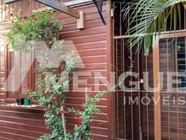 Casa com 2 quartos à venda na Rua Fábio Luiz Silveira, 44, Passo das Pedras, Porto Alegre por R$ 240.000