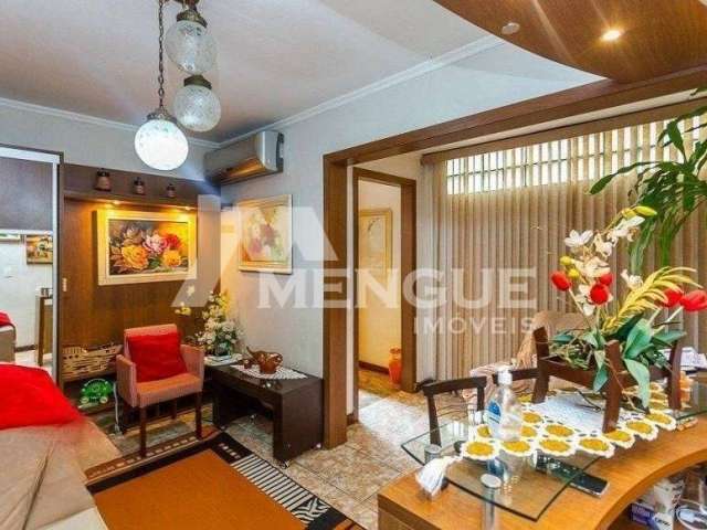 Casa com 3 quartos à venda na Rua Marco Polo, 163, Cristo Redentor, Porto Alegre por R$ 730.000