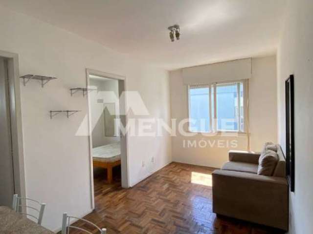 Apartamento com 1 quarto à venda na Rua Sapê, 105, Passo da Areia, Porto Alegre por R$ 160.000