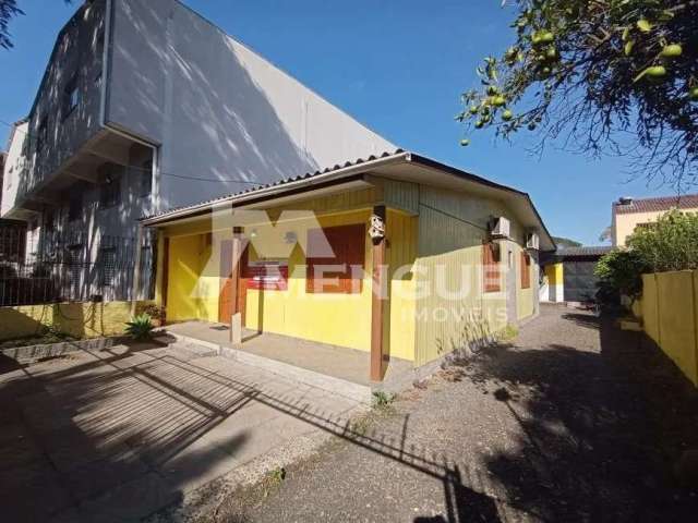 Casa com 3 quartos à venda na Avenida Alcides Maia, 562, Sarandi, Porto Alegre por R$ 420.000