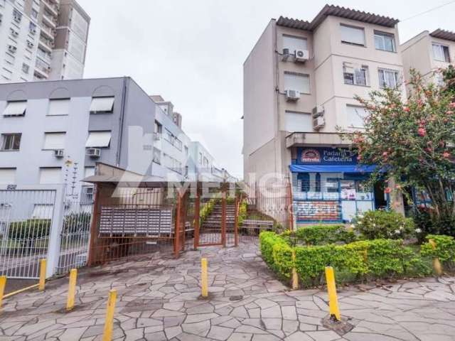 Apartamento com 1 quarto à venda na Avenida do Forte, 650, Vila Ipiranga, Porto Alegre por R$ 239.000