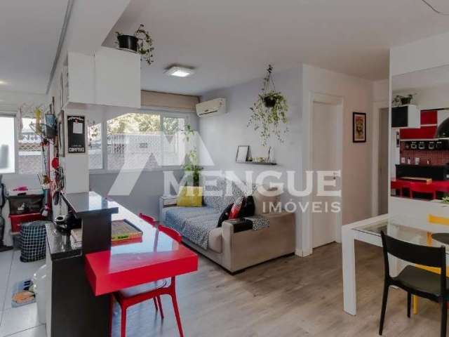 Apartamento com 2 quartos à venda na Rua Antônio Joaquim Mesquita, 570, Passo da Areia, Porto Alegre por R$ 475.000