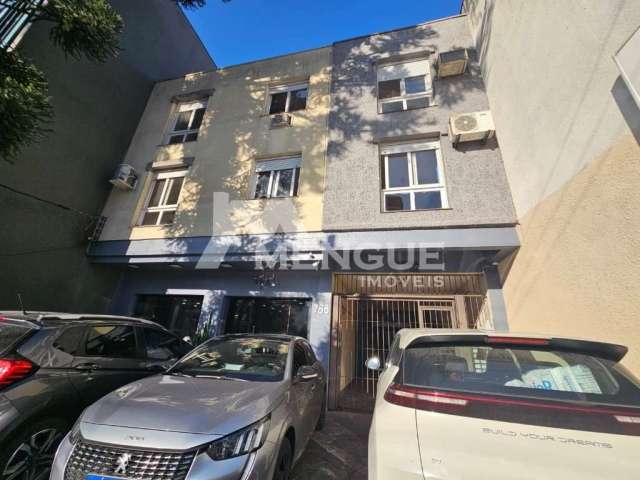 Apartamento com 2 quartos à venda na Avenida João Wallig, 792, Passo da Areia, Porto Alegre por R$ 240.000