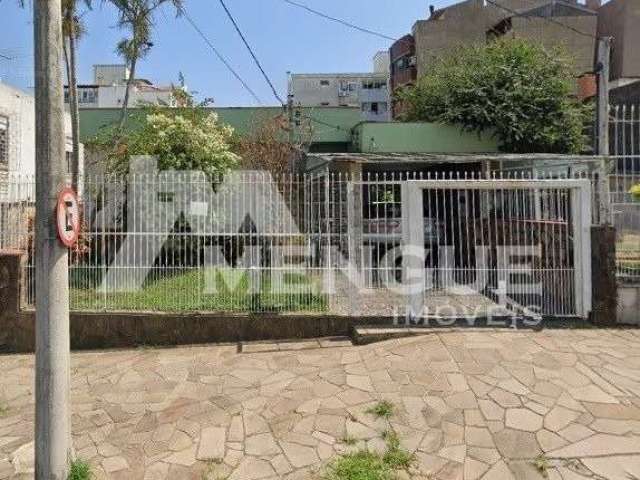 Terreno à venda na Rua Visconde de Macaé, 260, Cristo Redentor, Porto Alegre por R$ 850.000