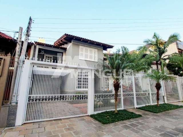 Casa com 4 quartos à venda na Rua Irmão Augusto, 100, Jardim Lindóia, Porto Alegre por R$ 1.800.000