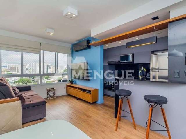 Apartamento com 3 quartos à venda na Rua Itapeva, 362, Passo da Areia, Porto Alegre por R$ 628.000