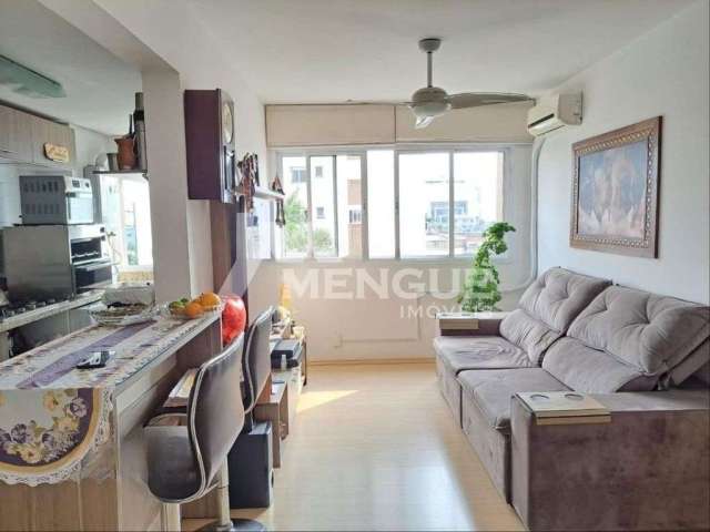 Apartamento com 2 quartos à venda na Rua Antônio Joaquim Mesquita, 570, Passo da Areia, Porto Alegre por R$ 484.000