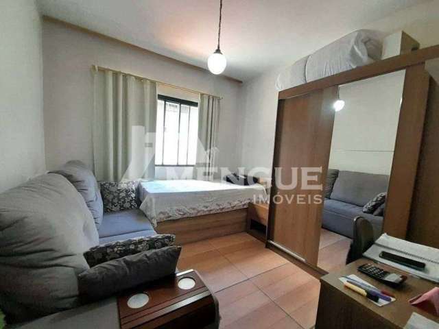 Casa com 3 quartos à venda na Avenida Carneiro da Fontoura, 444, Jardim São Pedro, Porto Alegre por R$ 639.900