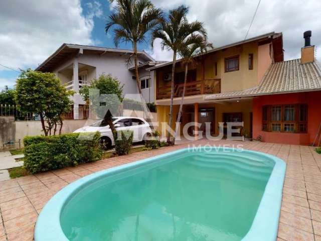 Casa com 3 quartos à venda na Rua Cacilda Yaconis Becker, 223, Rubem Berta, Porto Alegre por R$ 775.000
