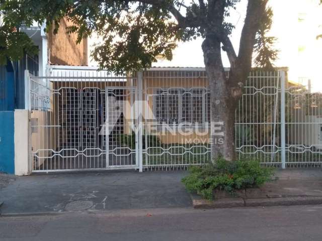 Casa com 3 quartos à venda na Rua Álvares Cabral, 262, Cristo Redentor, Porto Alegre por R$ 980.000