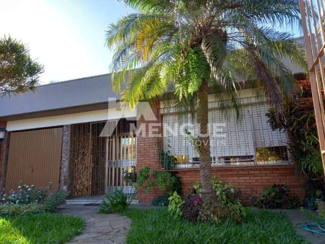 Casa com 4 quartos à venda na Equatorial, 4, Alto Petrópolis, Porto Alegre por R$ 795.000