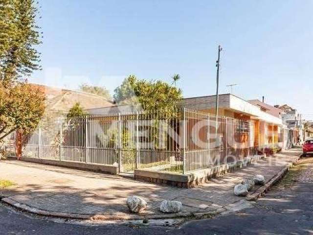 Casa com 3 quartos à venda na Avenida Benno Mentz, 1589, Vila Ipiranga, Porto Alegre por R$ 890.000